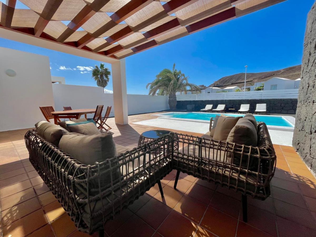 Villa Maday By Villalia Playa Blanca  Exterior photo